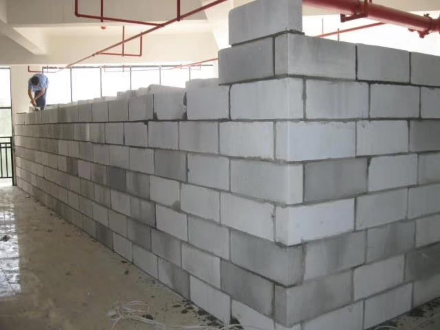 乐亭蒸压加气混凝土砌块承重墙静力和抗震性能的研究